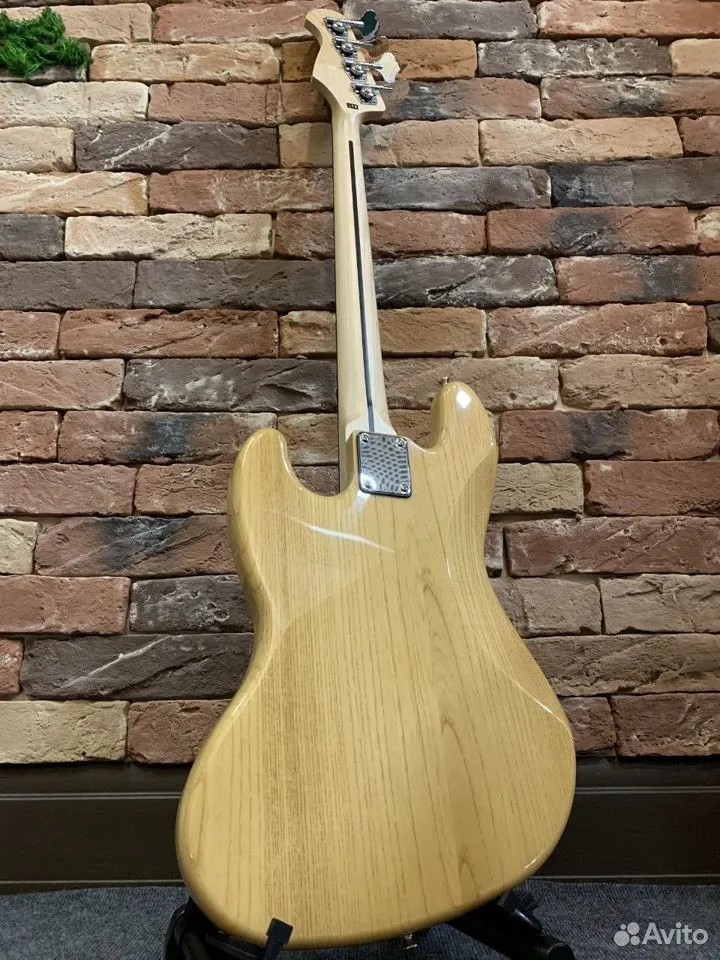 Бас Гитара Harley Benton JB-75MN NA Vintage Series - изображение 10