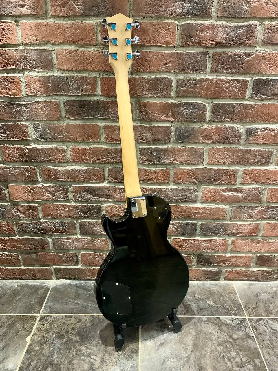 Электрогитара Les Paul HH-BK + Цифровой Комбик 15 ват с Эффектами и Драм Машиной - изображение 9
