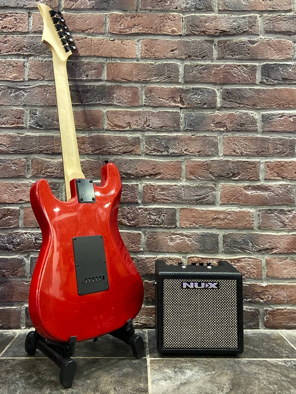 Электрогитара + Моделирующий Комбик NUX MK-2 (Guitar & Mic Input) - изображение 2