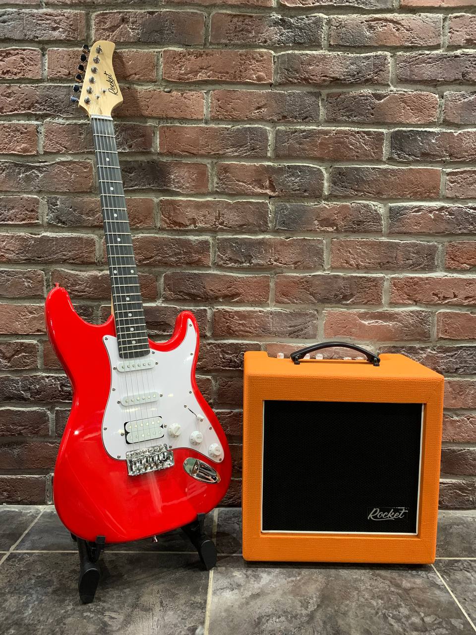 Электрогитара Stratocaster HSS + Комбик с Эффектами 40 ват