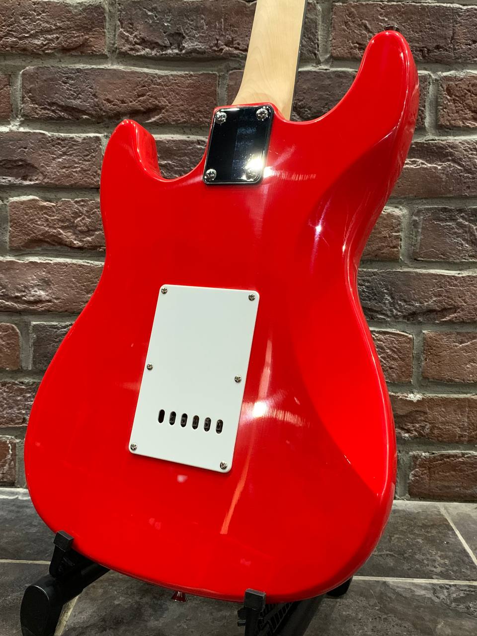 Электрогитара Stratocaster HSS + Комбик с Эффектами 40 ват - изображение 4