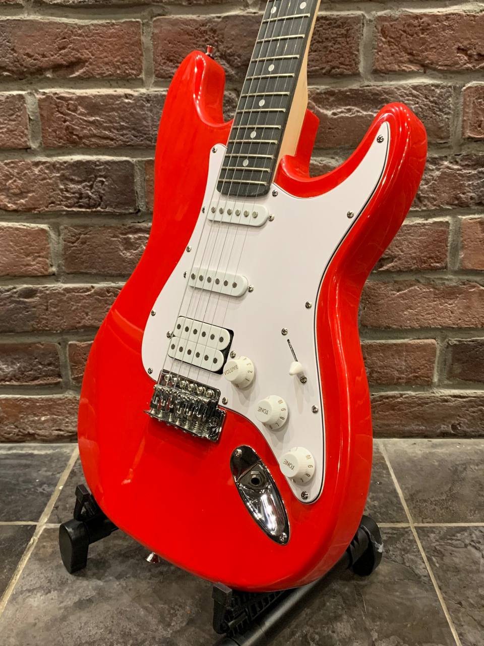 Электрогитара Stratocaster HSS + Комбик с Эффектами 40 ват - изображение 8