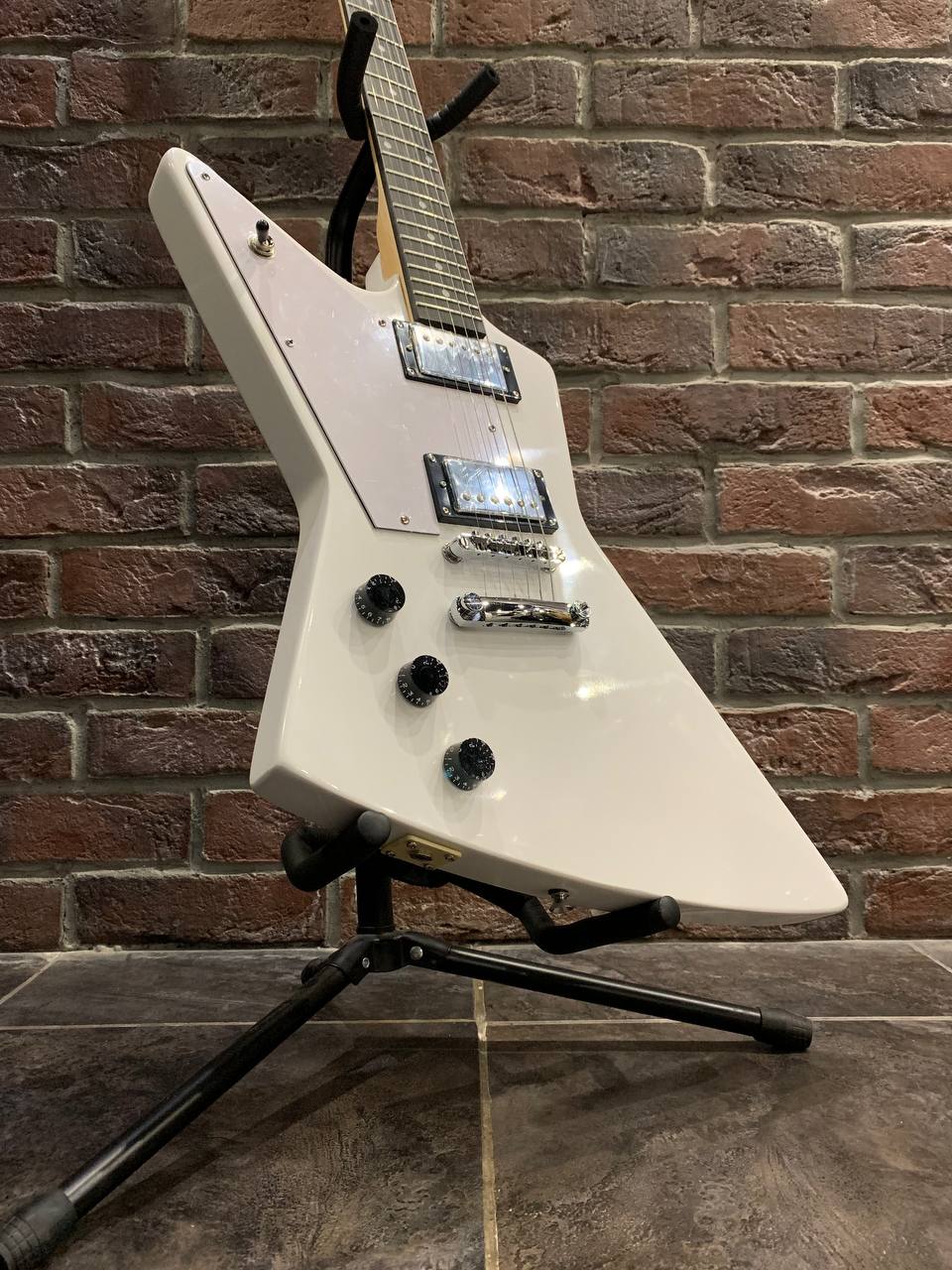 Леворукая Электрогитара Explorer HH-LH White