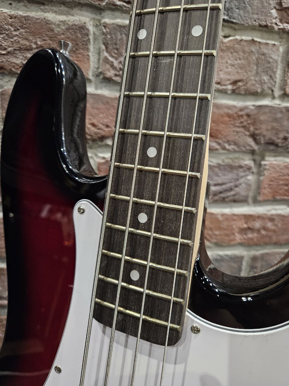 Бас Гитара Precision Bass - изображение 5