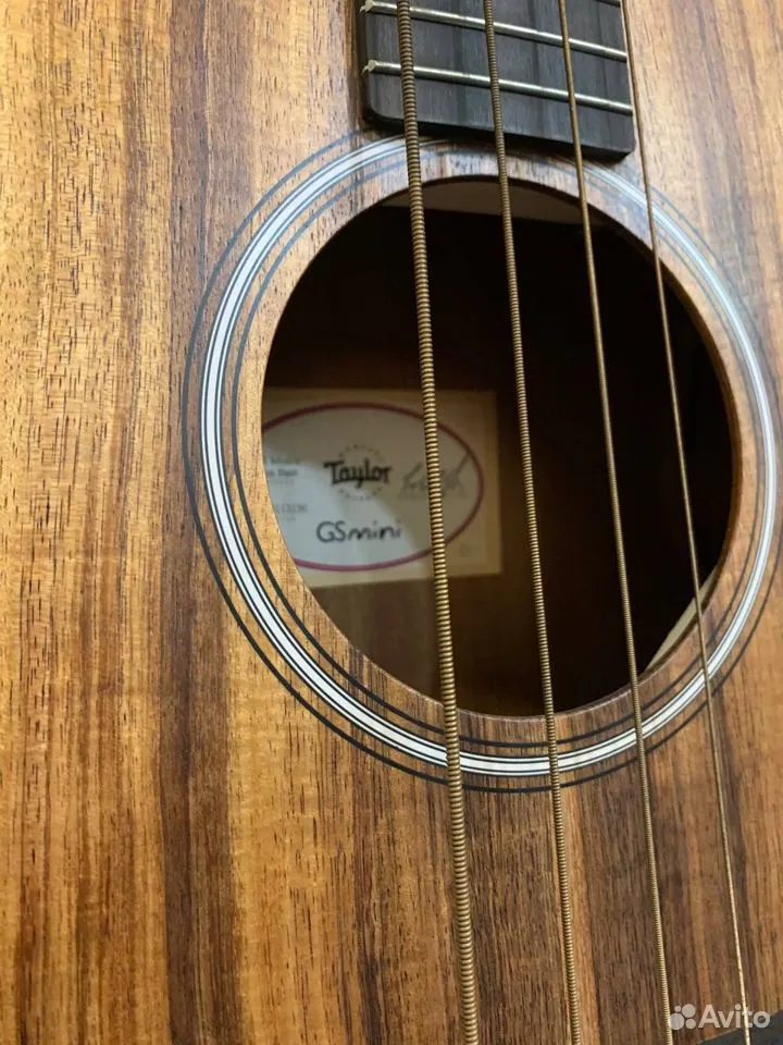 Электро-Акустическая Бас-Гитара Taylor GS Mini-e Koа - изображение 4