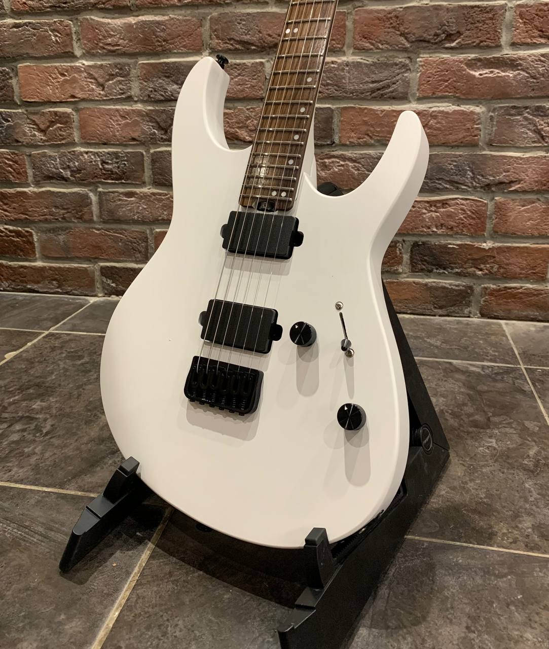 Электрогитара EART Guitar EYP-Pulse White  - изображение 2