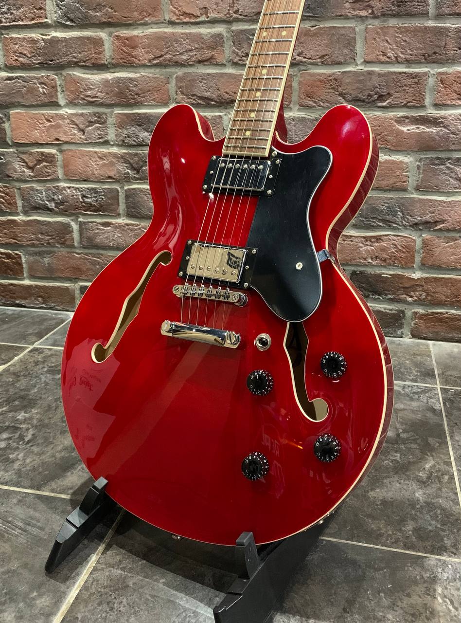 Электрогитара EART 335 Gloss Red - изображение 2
