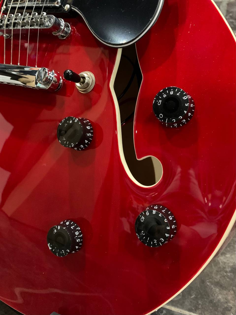 Электрогитара EART 335 Gloss Red - изображение 5