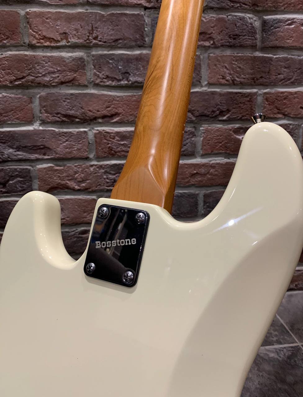 Бас Гитара Precision Bass White-OW - изображение 6