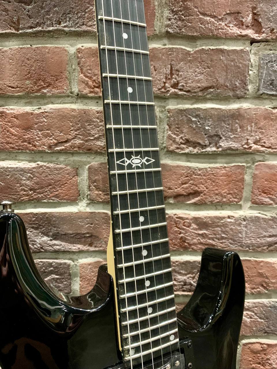Электрогитара Schecter Floyd Rose SGR C-1 FR - изображение 3