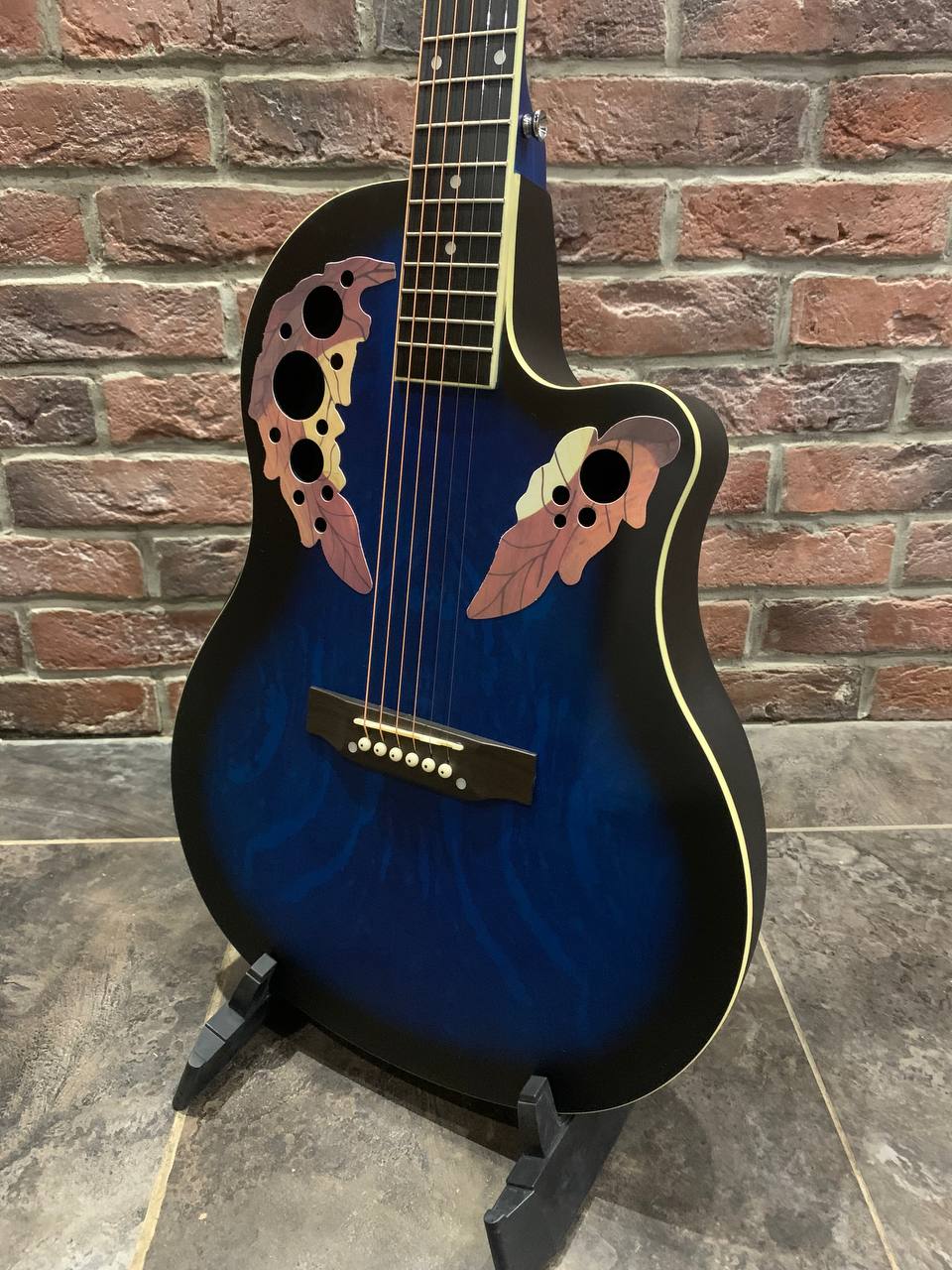 Электроакустическая Гитара Ovation EQ-BL (Массив)