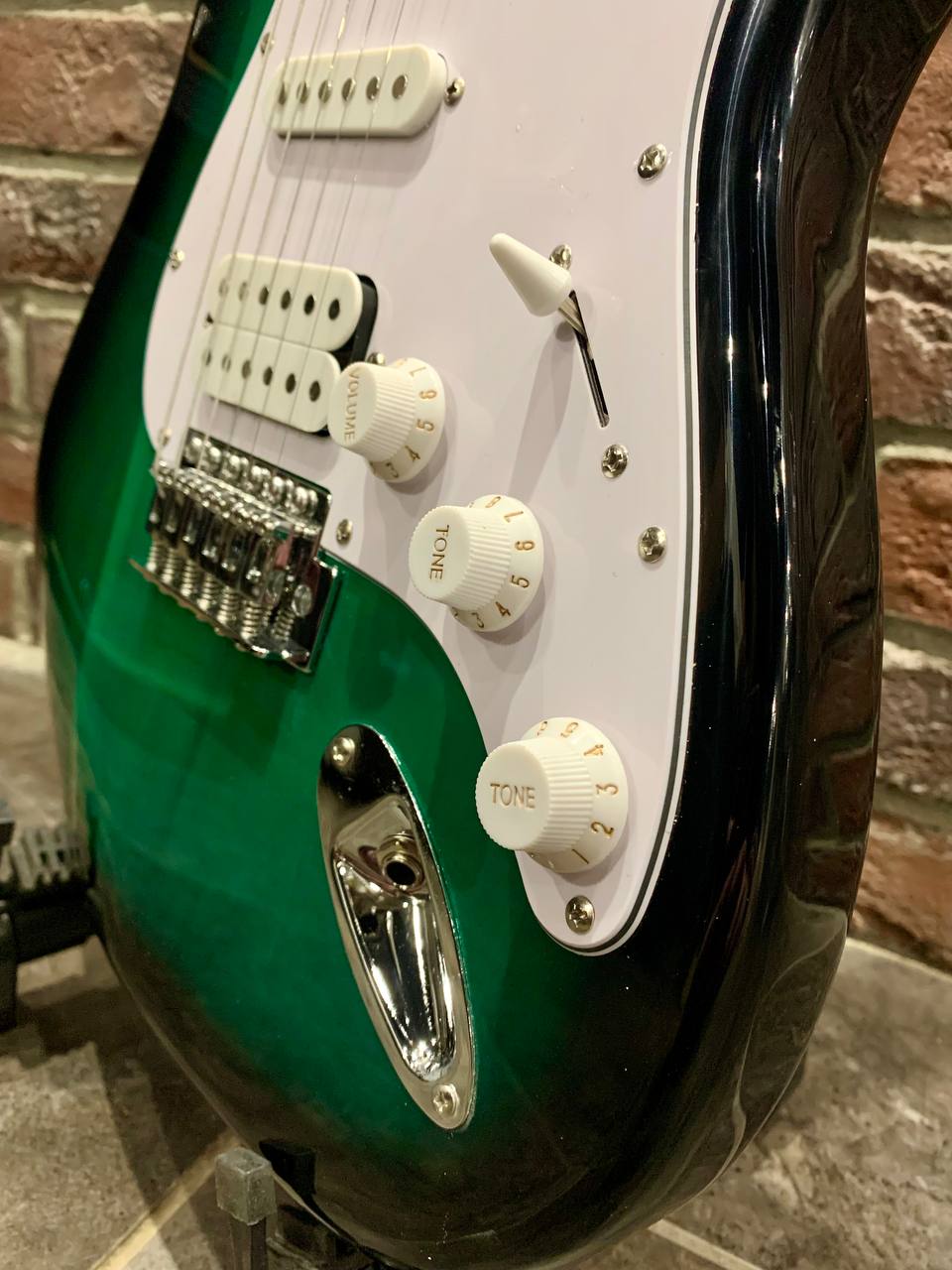 Электрогитара для Начинающих Stratocaster HSS-GR - изображение 6