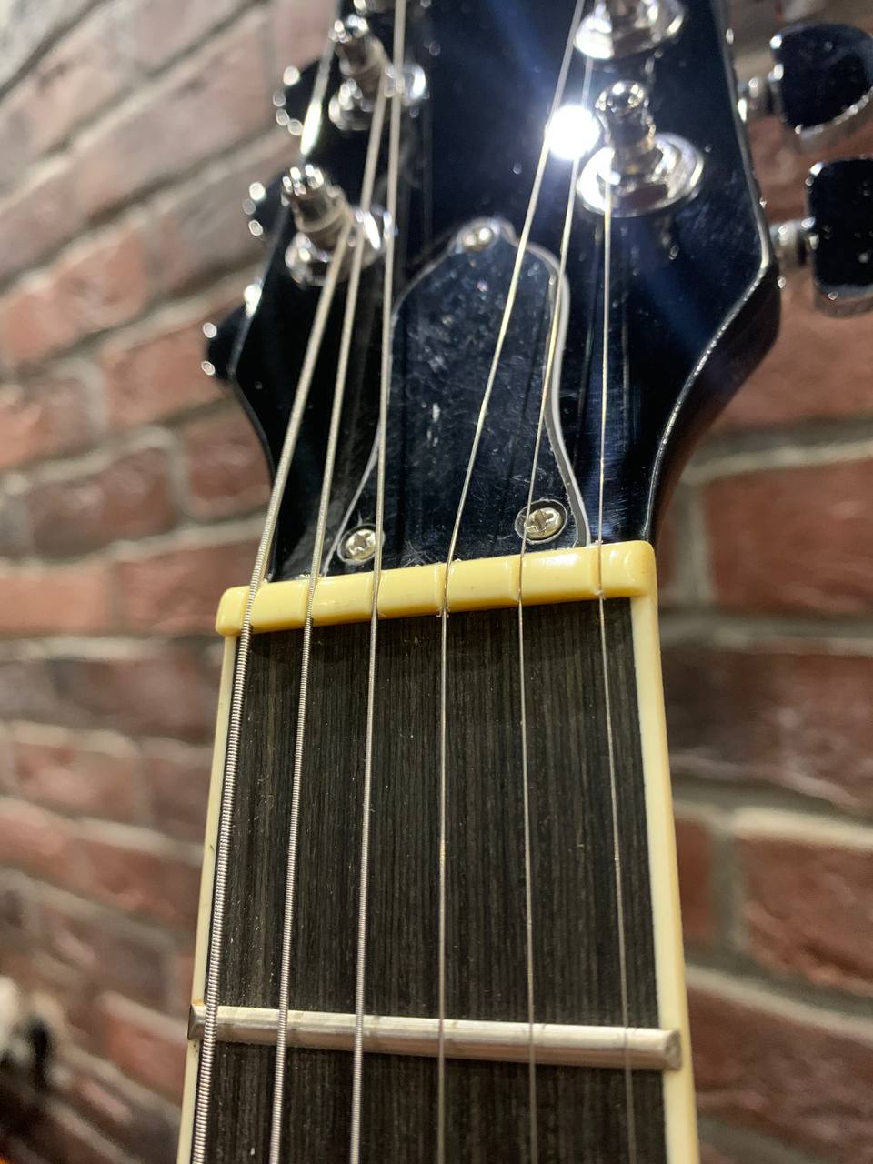 Электрогитара Les Paul Classic Black Deviser - изображение 7
