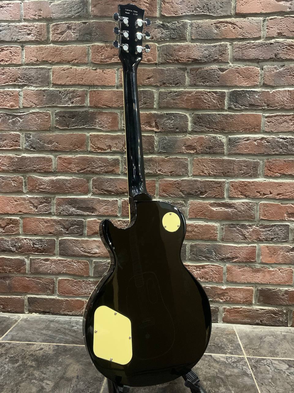 Электрогитара Les Paul Classic Black Deviser - изображение 9