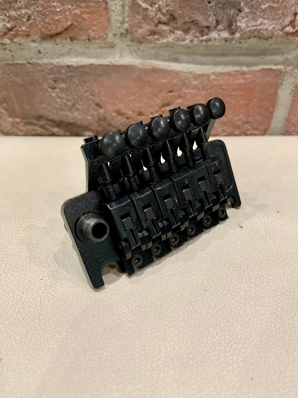 Floyd Rose Black (полный комплект) - изображение 2