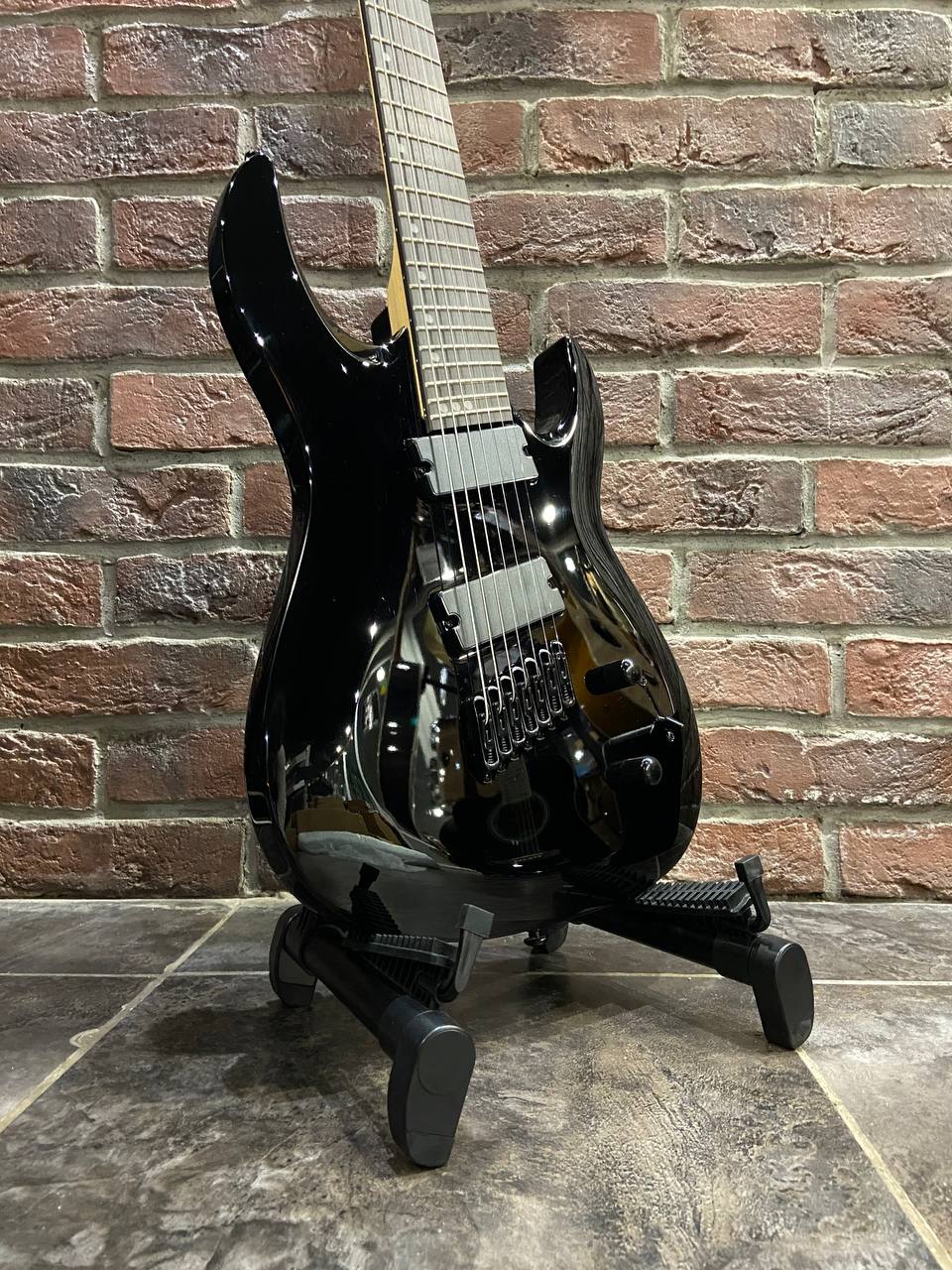 Электрогитара 7 Струн Harley Benton 457 + Цифровой Комбик Vox-15 ват (комплект) - изображение 3