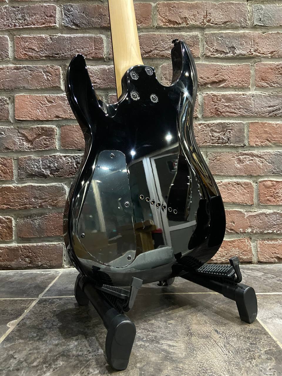 Электрогитара 7 Струн Harley Benton 457 + Цифровой Комбик Vox-15 ват (комплект) - изображение 4
