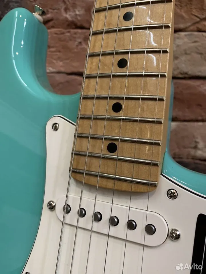 Электрогитара Fender Player Stratocaster HSS Sea - изображение 5