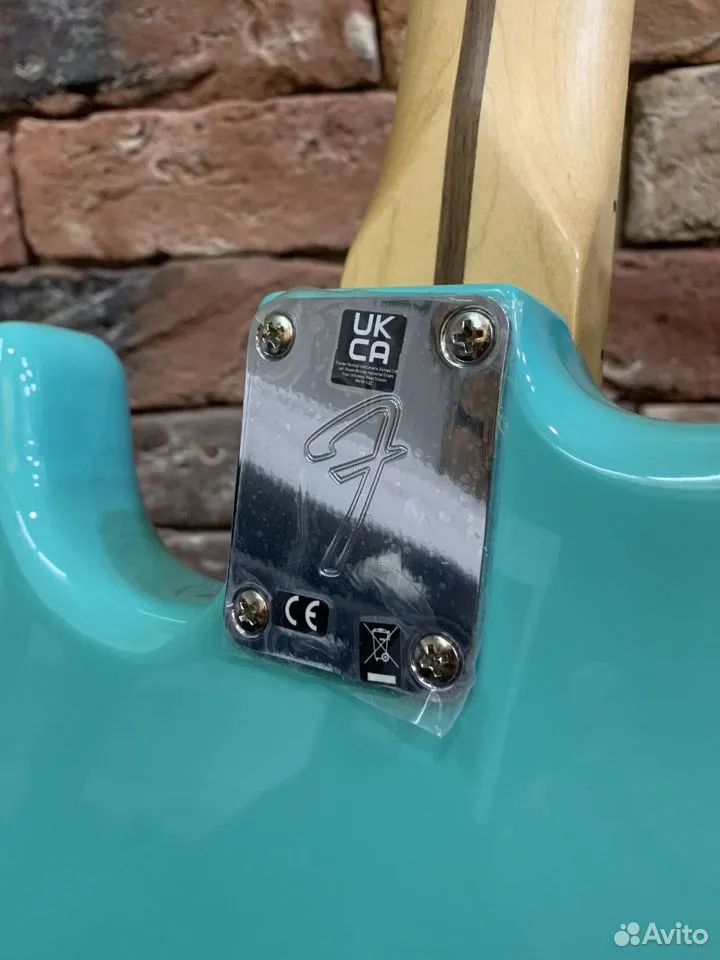 Электрогитара Fender Player Stratocaster HSS Sea - изображение 6