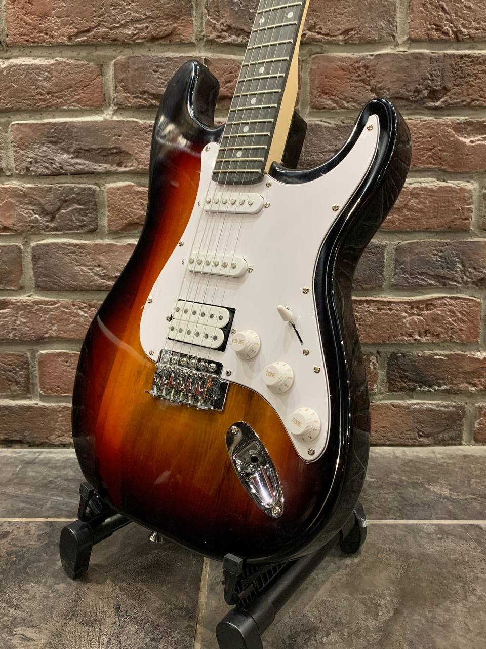 Электрогитара Stratocaster с Мощным Комбоусилителем (комплект) - изображение 7