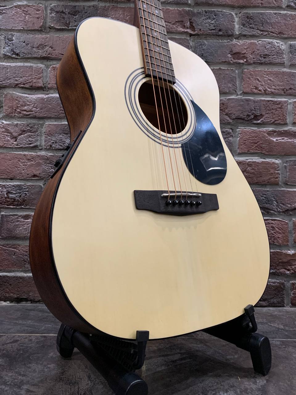 Электроакустическая Гитара Cort EQ (Индонезия)