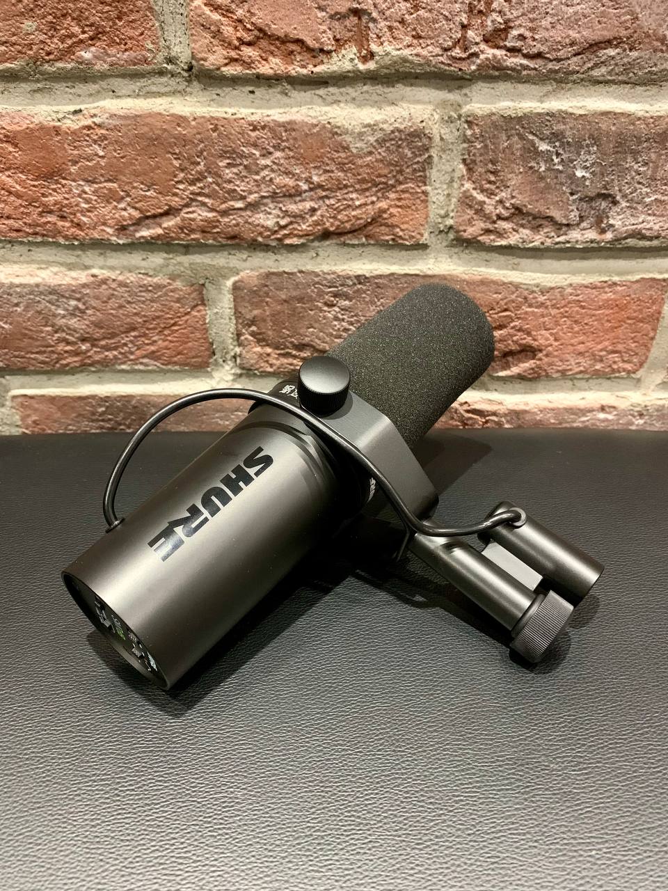 Динамический Микрофон Shure SM7dB со Встроенным Предусилителем - изображение 2