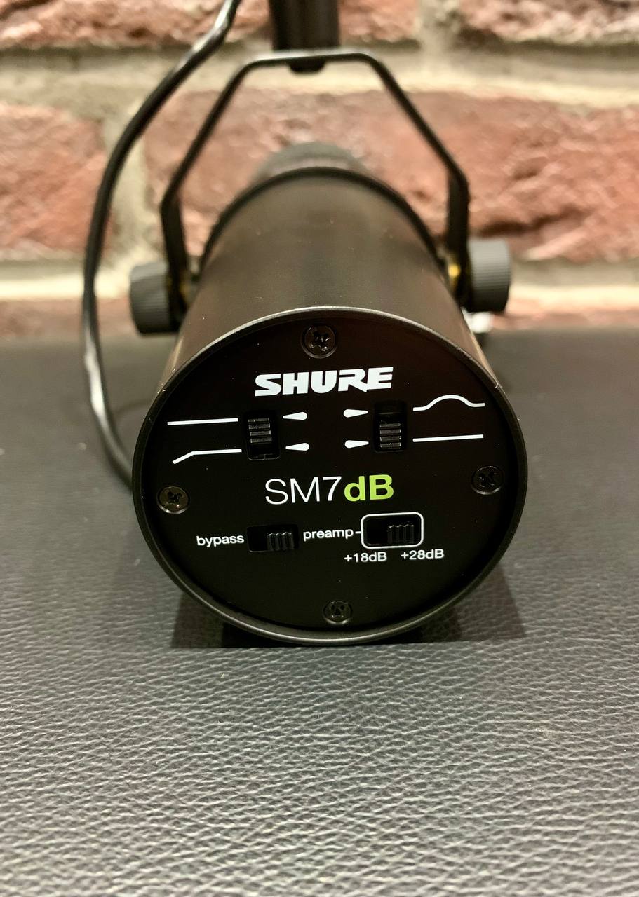 Динамический Микрофон Shure SM7dB со Встроенным Предусилителем - изображение 6