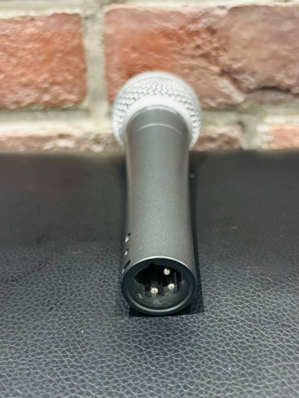 Профессиональный Динамический Микрофон Shure SM-58 - изображение 2