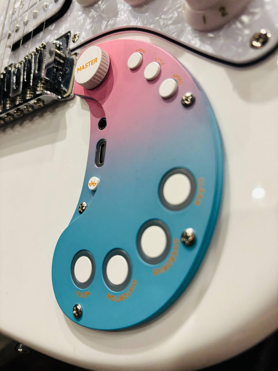 Электрогитара-Процессор 2в1 Stratocaster + Комбик 40 ват (Пресеты + Драм Машина) - изображение 6