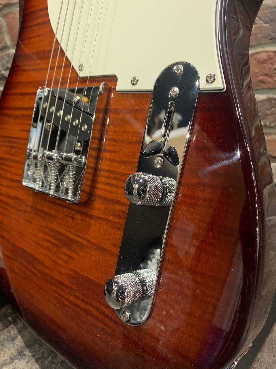 Электрогитара EART Guitar NK-C1 Brown - изображение 4