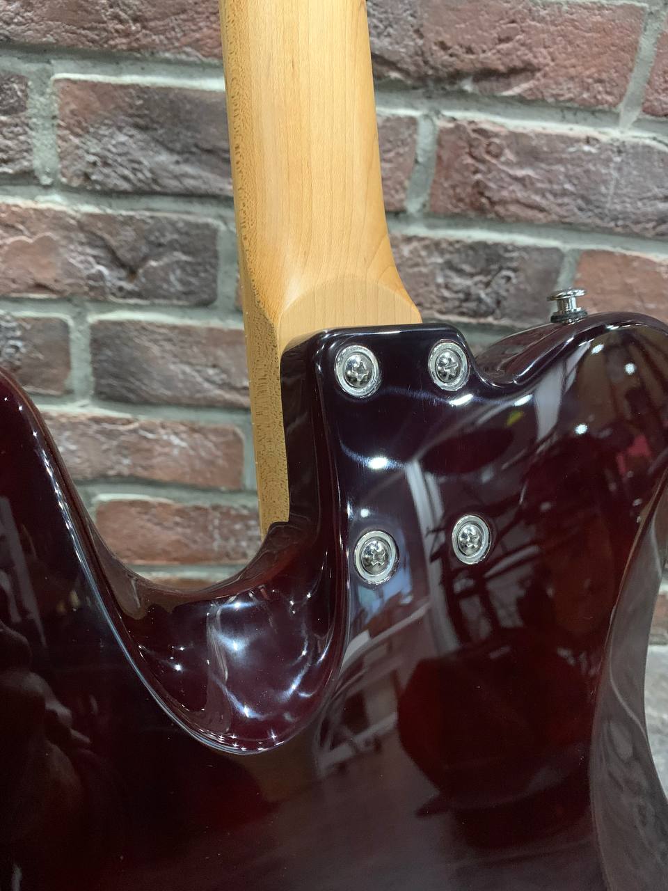 Электрогитара EART Guitar NK-C1 Brown - изображение 7