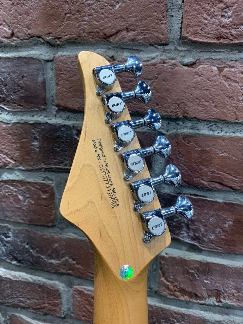 Электрогитара EART Guitar NK-C1 Brown - изображение 9