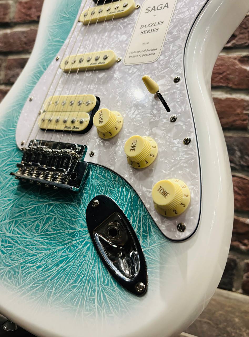 Электрогитара Premium Stratocaster Saga HSS - изображение 4