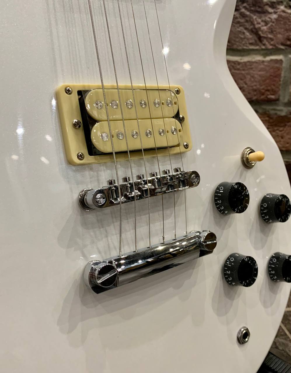 Электрогитара Yamaha SG-200 Custom Pearl White (Группа Кино) - изображение 5