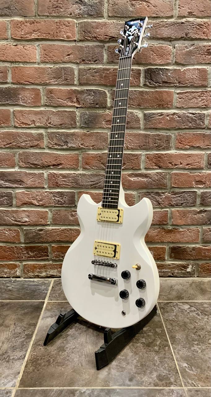 Электрогитара Yamaha SG-200 Custom Pearl White (Группа Кино) - изображение 11