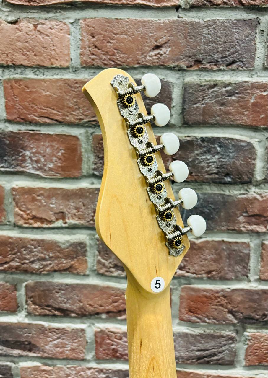 Детская Электрогитара Caraya Stratocaster 1/2  - изображение 7