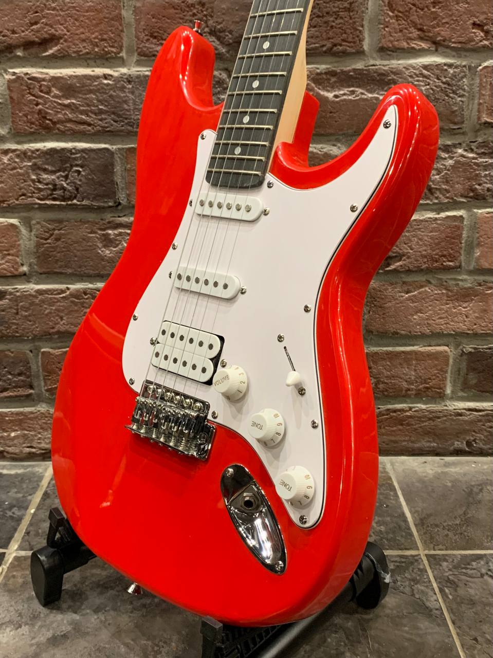 Электрогитара Stratocaster HSS с Мощным Комбиком (комплект) - изображение 8