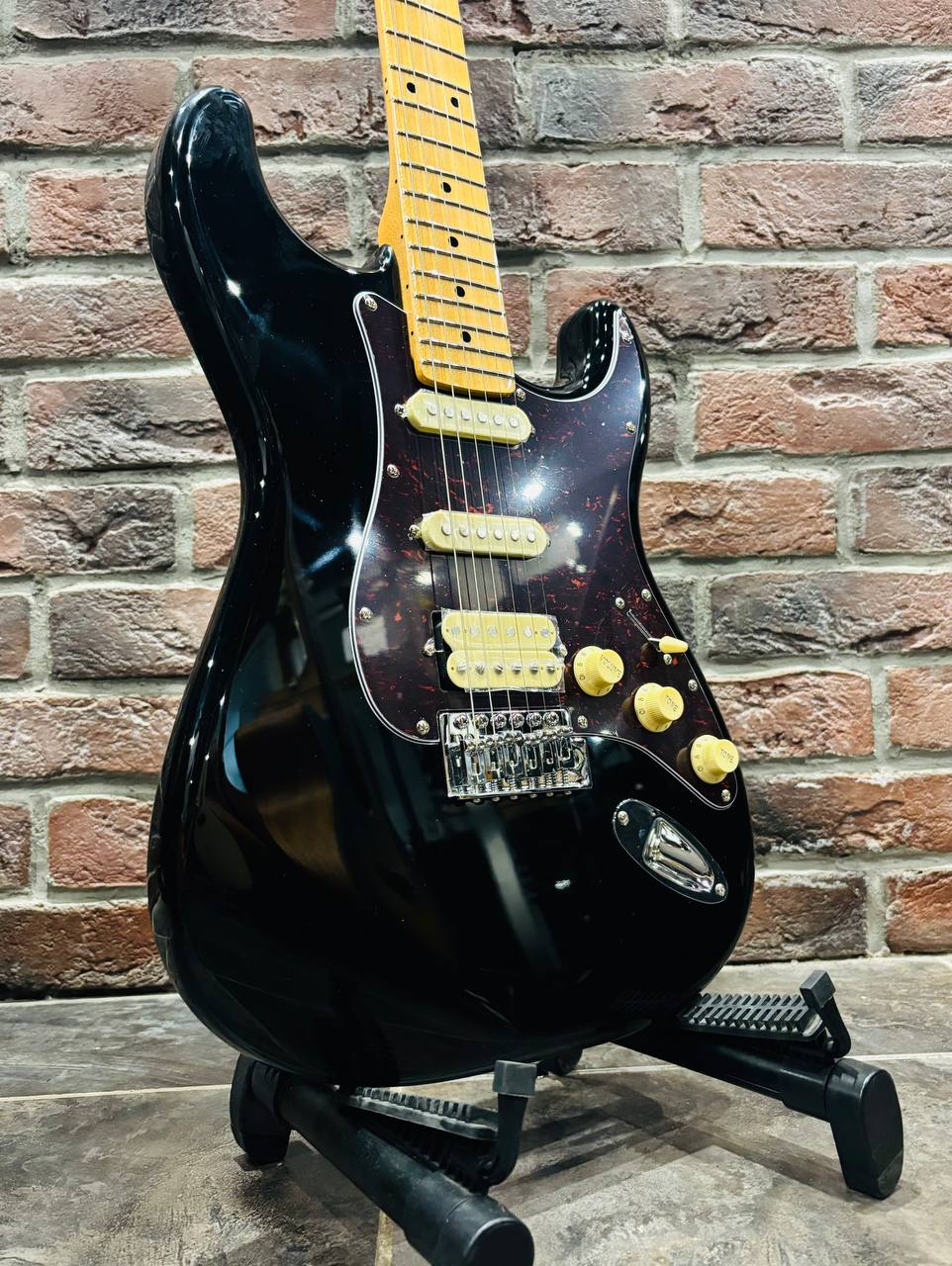 Электрогитара T-REX Stratocaster HSS - изображение 3