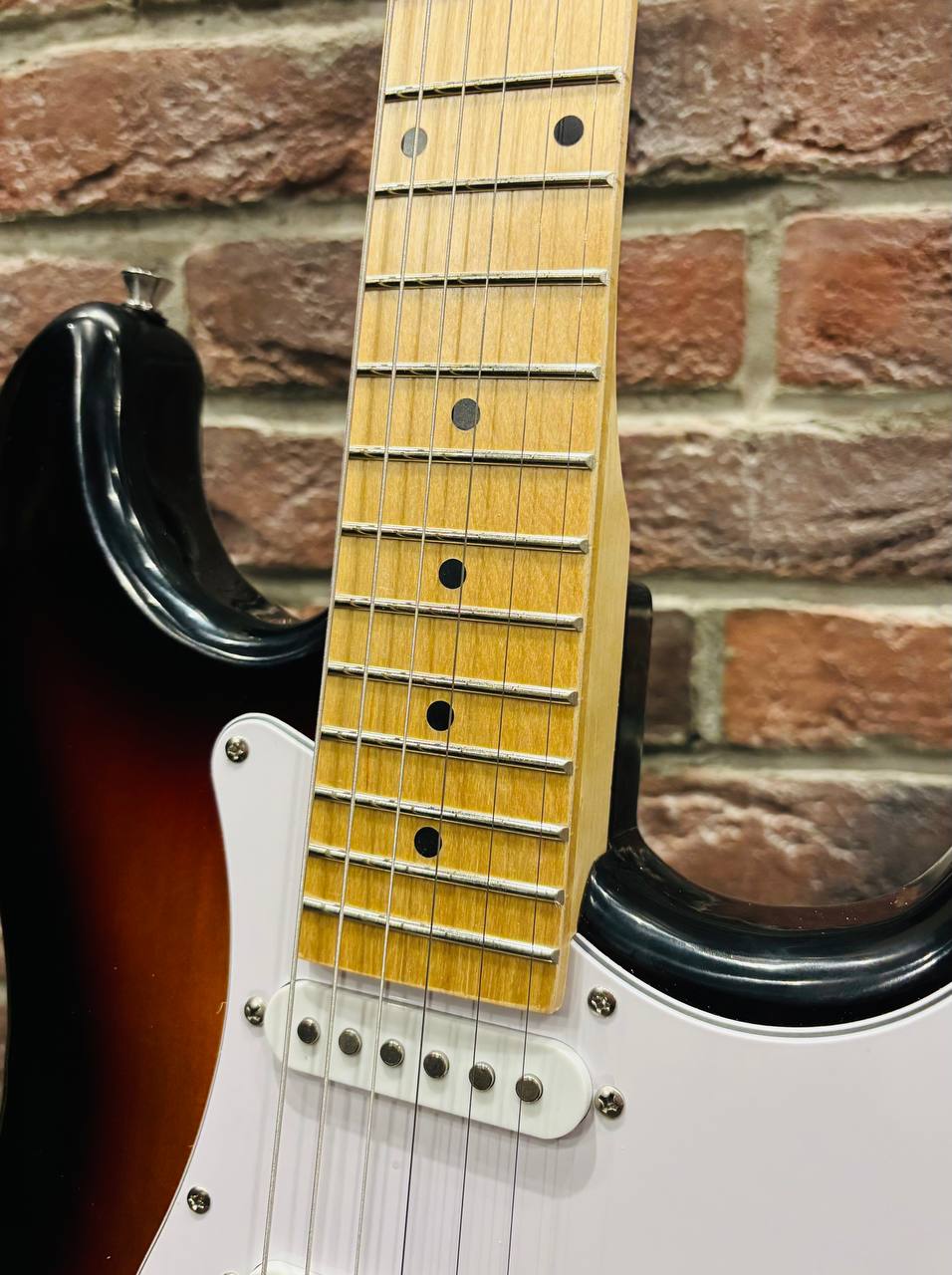 Электрогитара Stratocaster HSS SB для Обучения - изображение 6