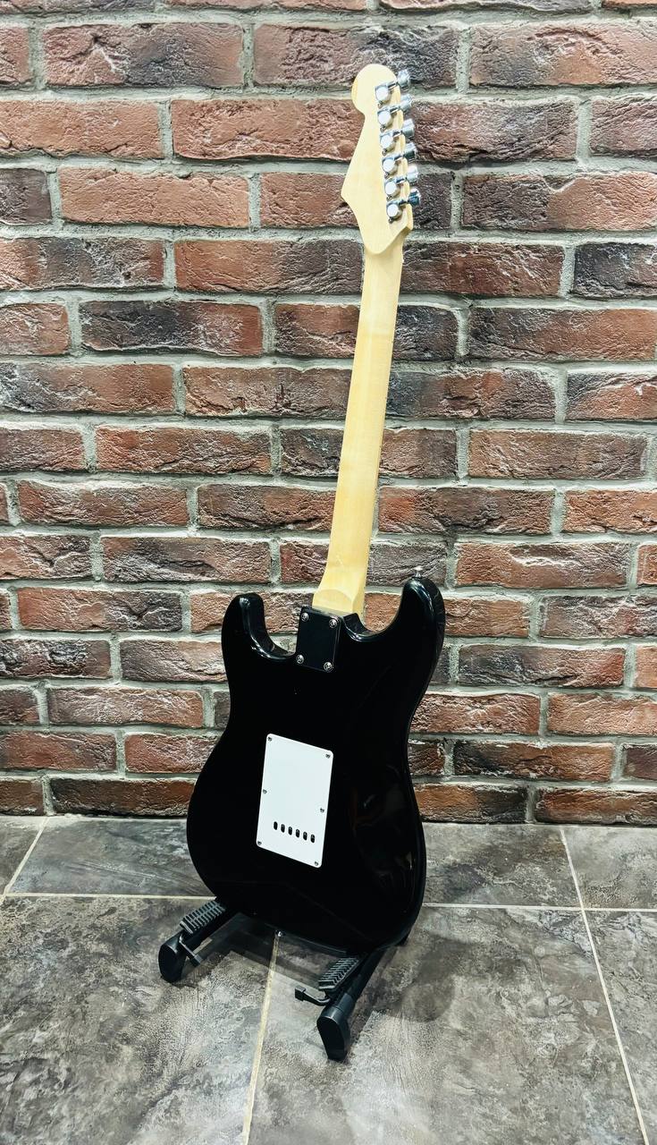 Электрогитара Stratocaster HSS SB для Обучения - изображение 10