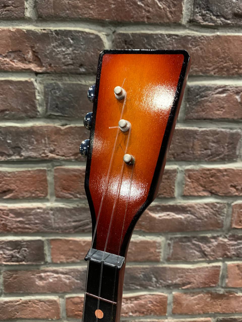 Балалайка Прима Sunburst - изображение 12