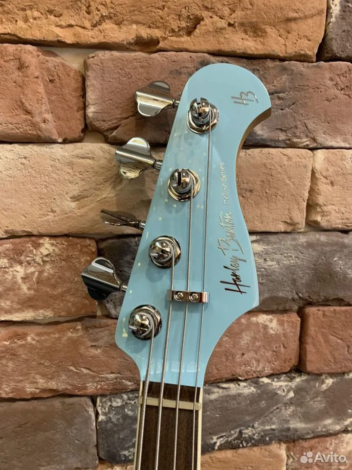 Бас Гитара Harley Benton MV-4PJ Daphne Blue - изображение 7