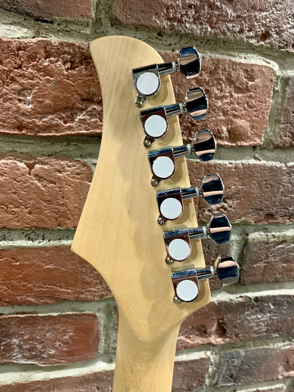 Электрогитара SuperStratocaster HSS + Комбик 15 ват (полный комплект) - изображение 8