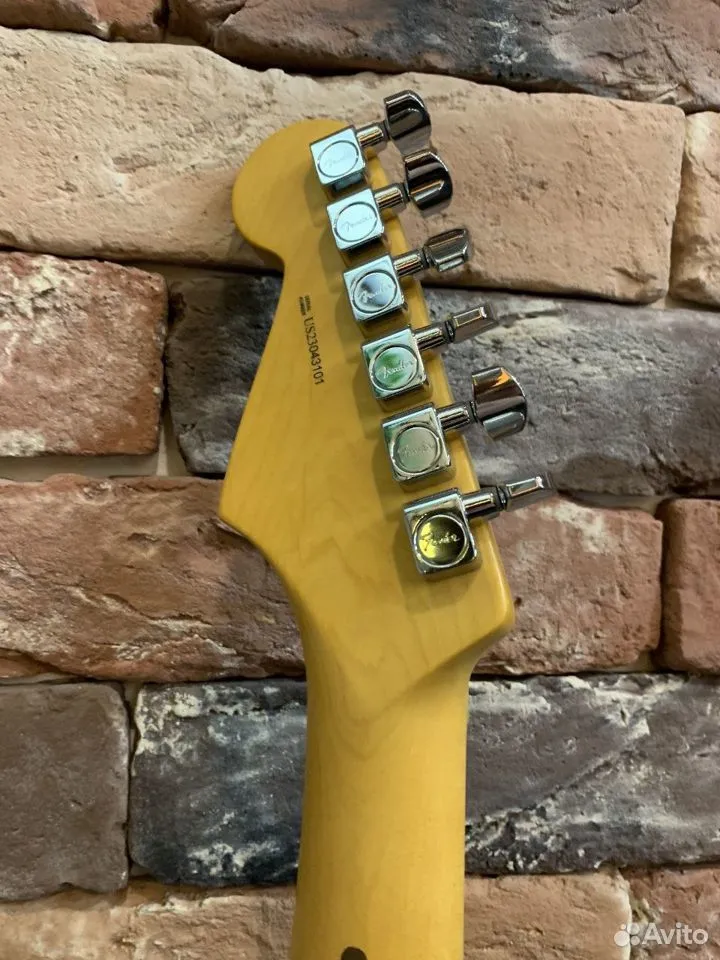 Электрогитара Fender American Professional II - изображение 8