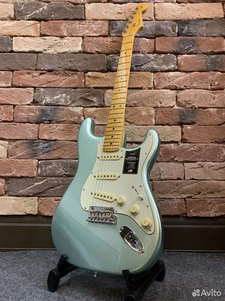 Электрогитара Fender American Professional II - изображение 9