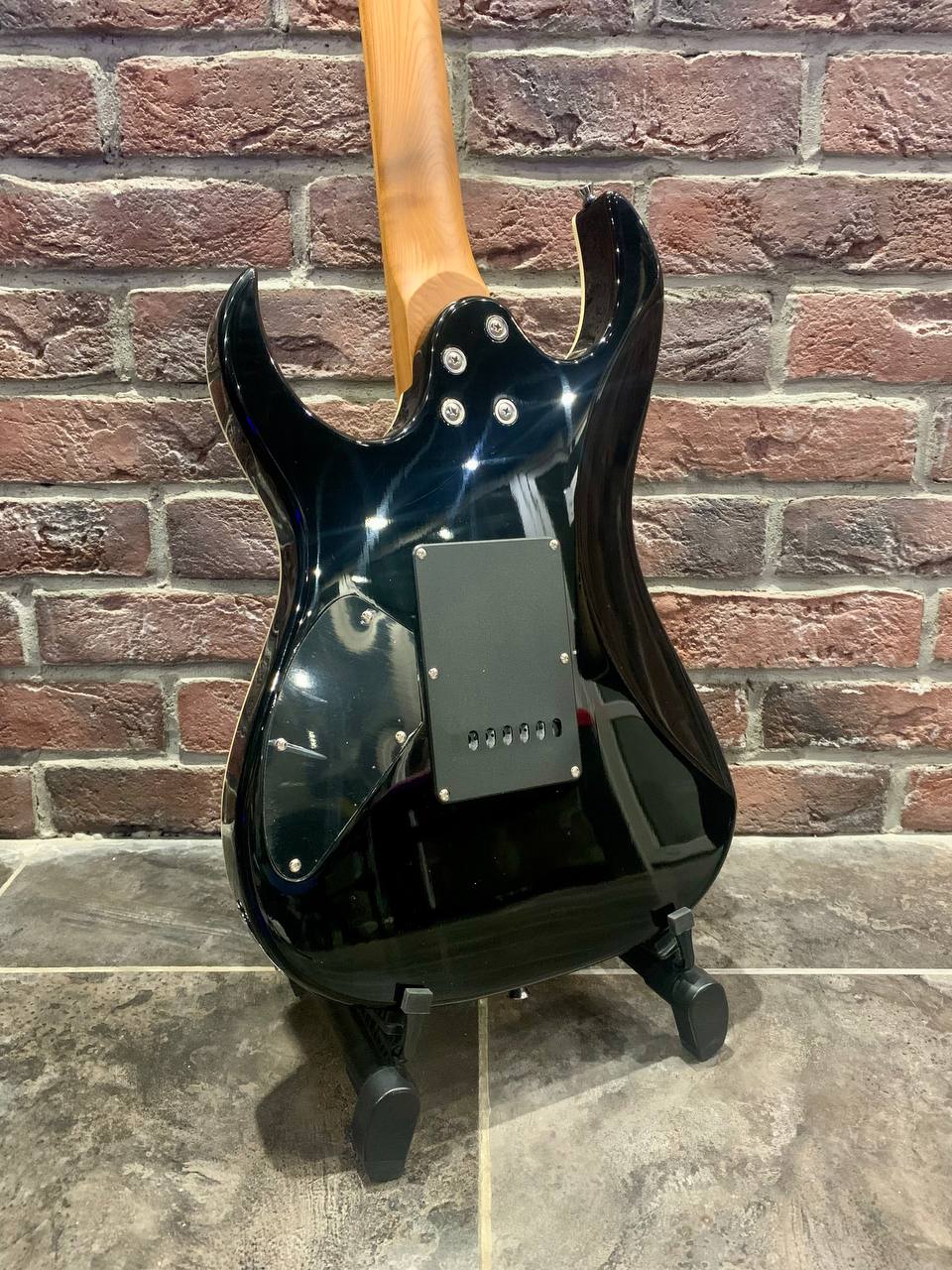 Электрогитара Aion SuperStratocaster HH Violet Edition - изображение 2