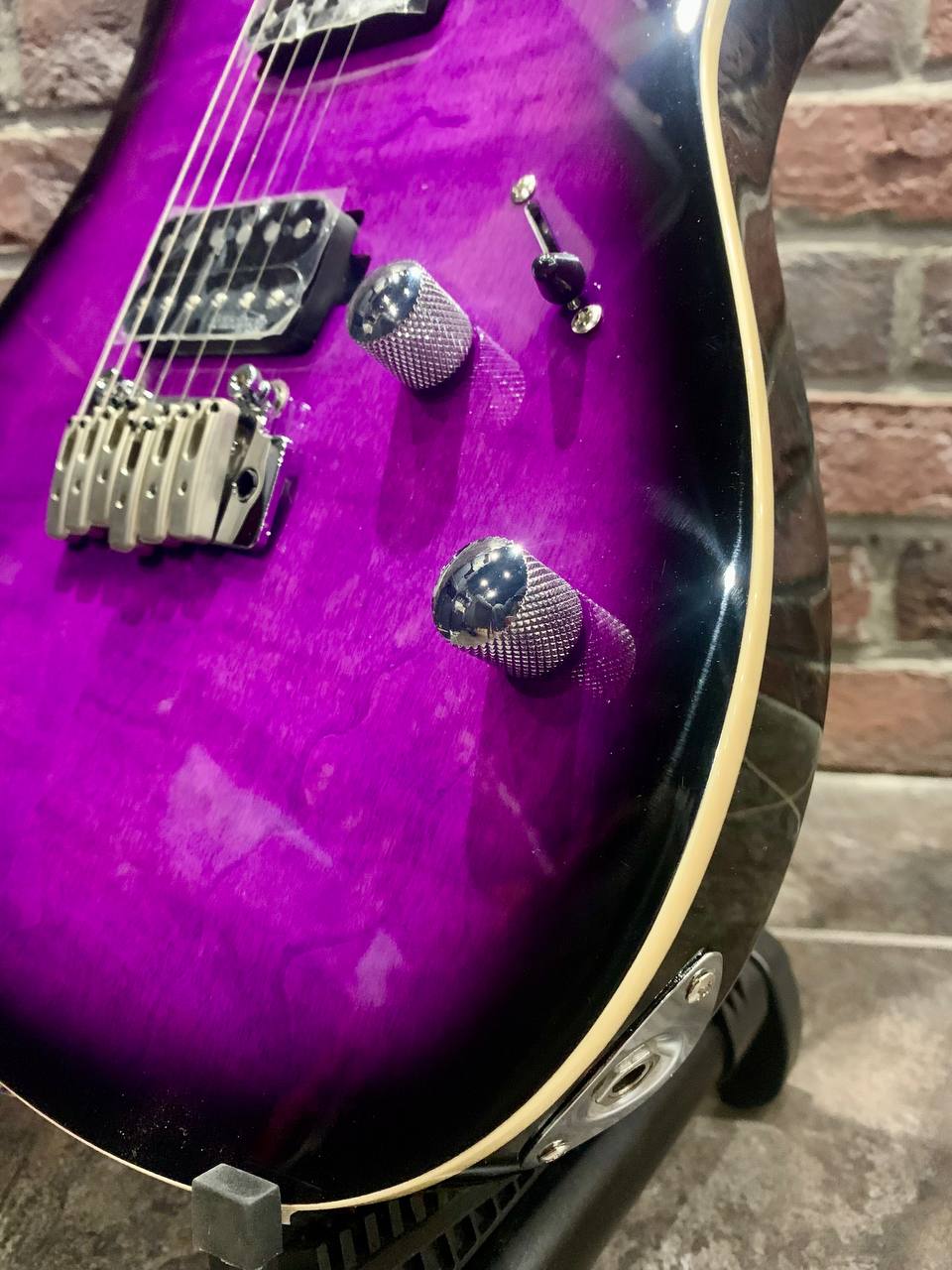 Электрогитара Aion SuperStratocaster HH Violet Edition - изображение 4