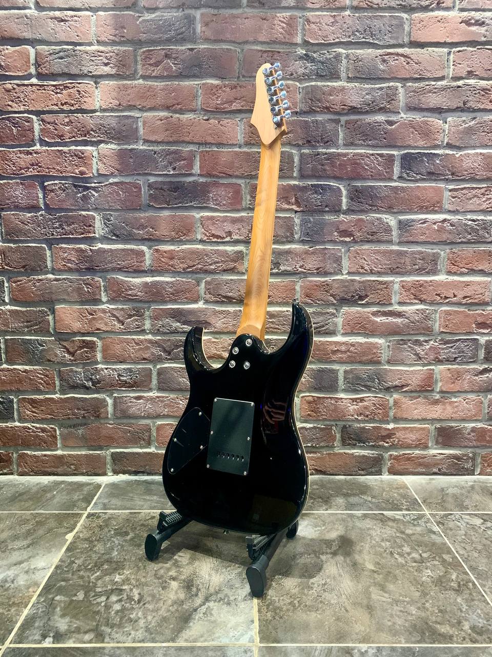 Электрогитара Aion SuperStratocaster HH Violet Edition - изображение 10