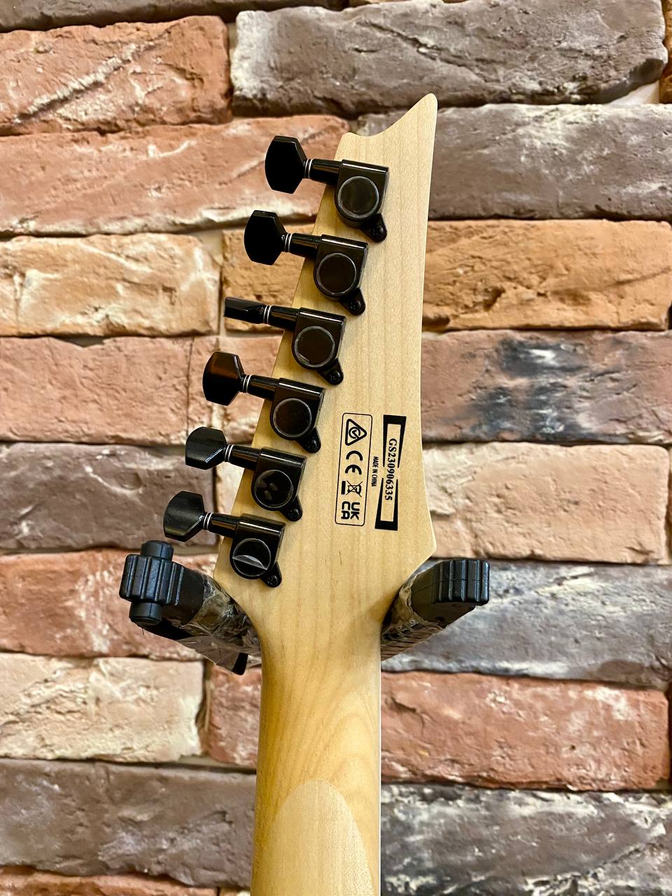 Электрогитара Ibanez Gio-AQB Aqua Burst - изображение 8