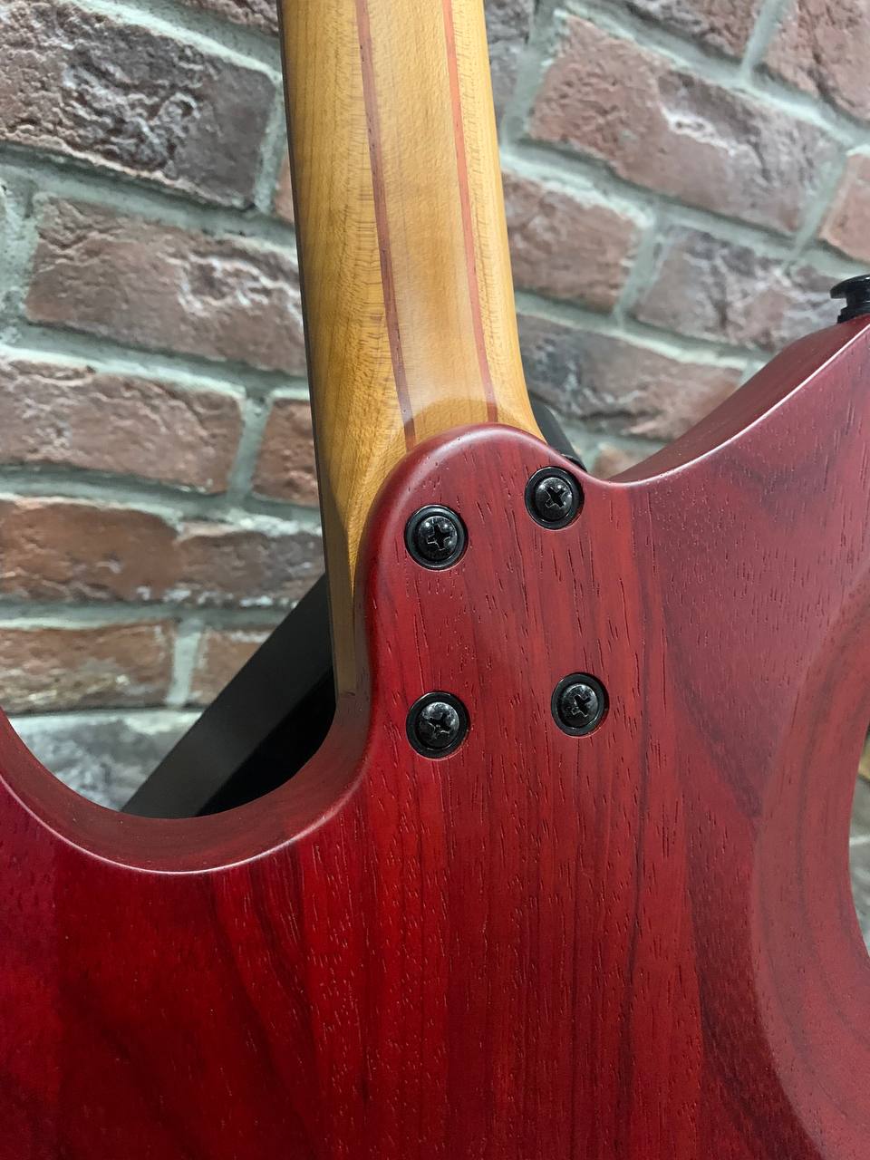 Безголовая Электрогитара Eart Guitar GW2 Headless Blue - изображение 7